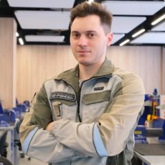 Устинов Максим